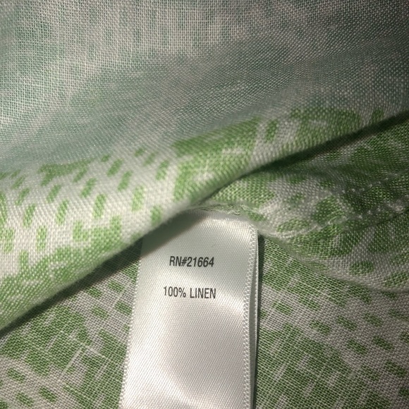 Paperwhite multicolored button down shirt. - Picture 8 of 8